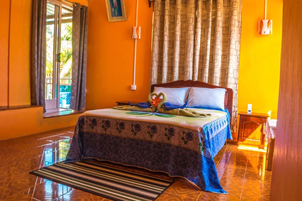 Merlin Guest House Nouvelle Découverte Εξωτερικό φωτογραφία